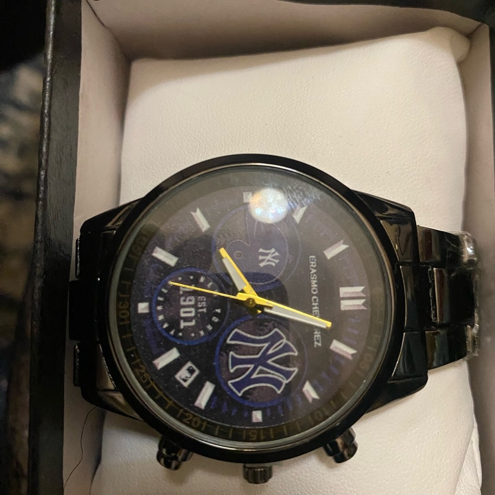 Erasmo Chiez New York Yankees Black Watch - Picture 3 of 4